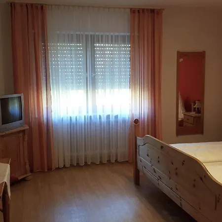 Gasthof Zum Lowen Hotel